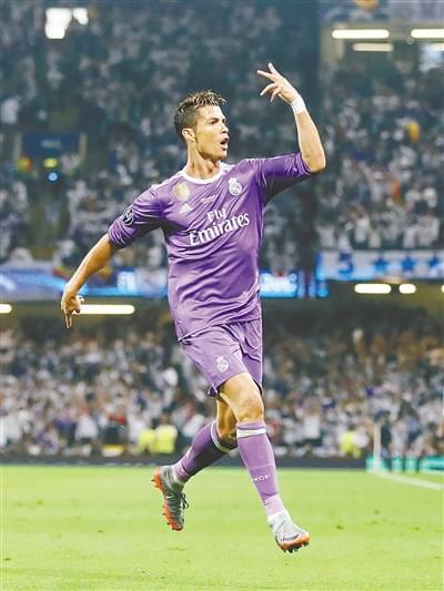 对手敲响警 对手敲响警