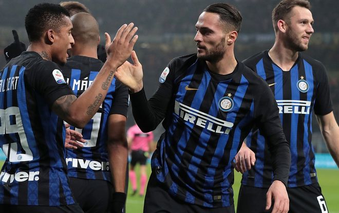 晋级决赛的 晋级决赛的