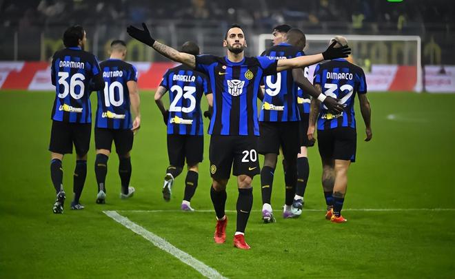 年与C罗同 年与C罗同