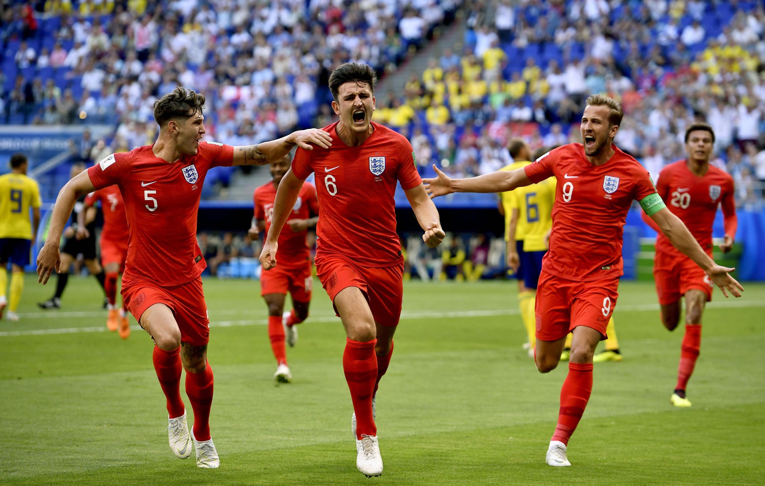 评论员都对 评论员都对