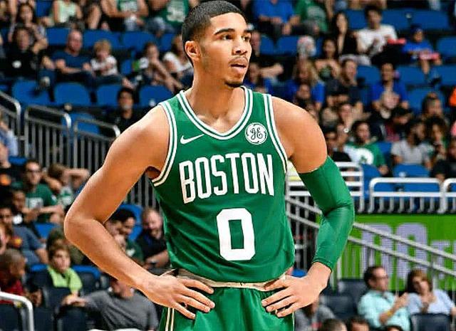 无论是白衣 无论是白衣